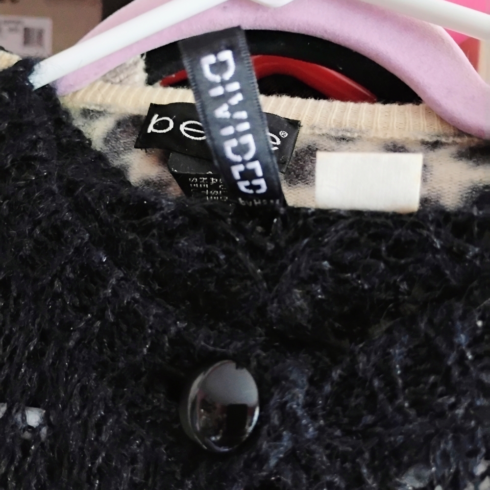 H&M VINTAGE Black Women's Sweater Cardigan With Buttons - SIZE 4 / SMALL 🖤 - Picture 6 of 8